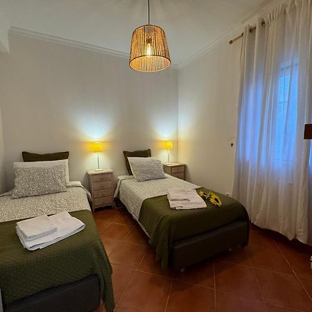 Quarto Duplo Com Terraco E Casa De Banho Privativa - Em Casa De Praia Em Almograve - Trilho Dos Pescadores Odemira Luaran gambar